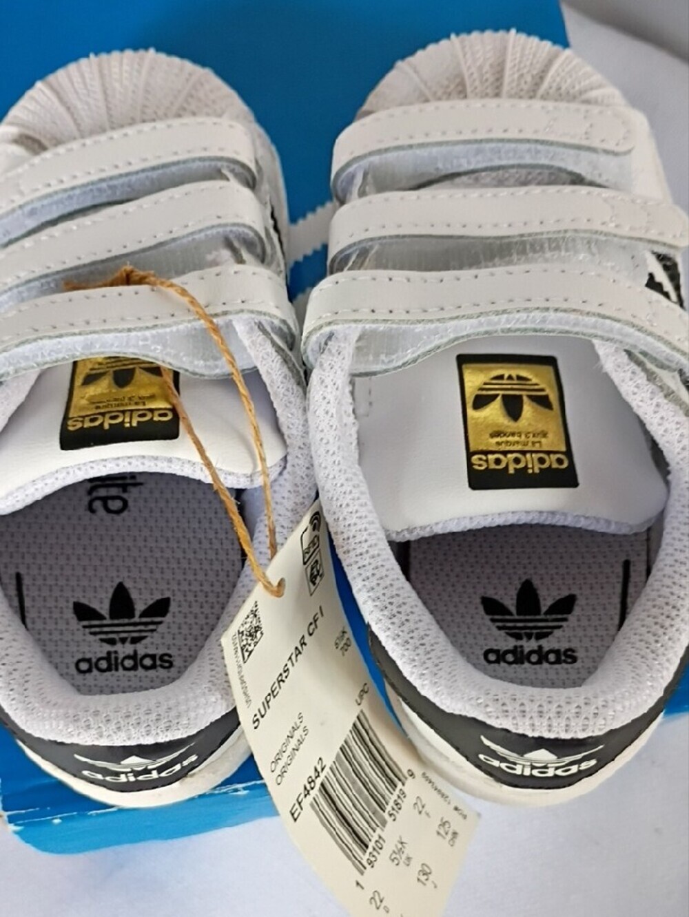 Adidas White and Black Kids Superstar Velcro Sneakers Size 6K - Picture 5 of 8